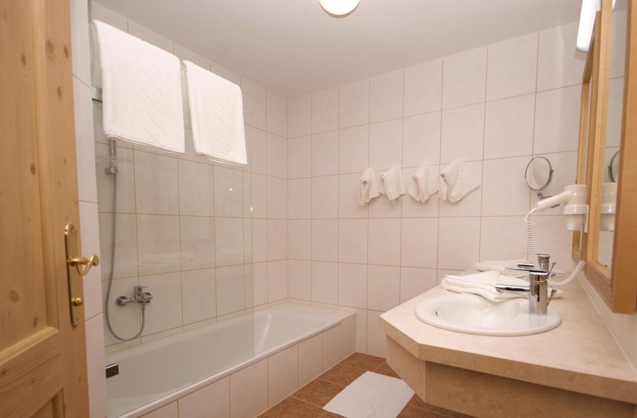 Das Resort Brixen Brixen im Thale Esterno foto
