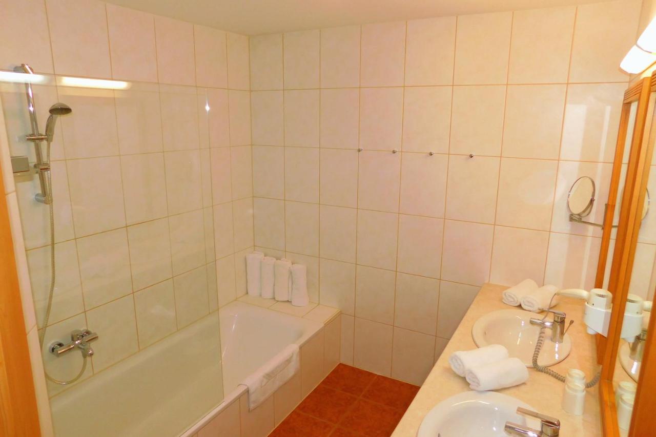 Das Resort Brixen Brixen im Thale Esterno foto